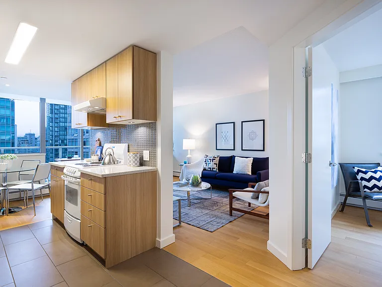 788 Jervis St — Photo 31