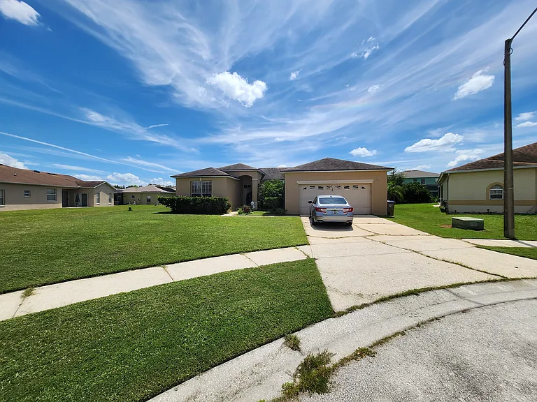 2503 Buttercup Ct — Photo 24