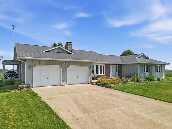 2nd image of 1132 Stony Point Rd