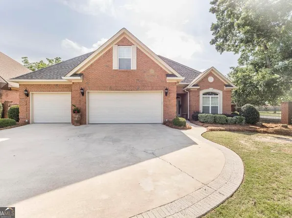 100 Bartlett Way, Centerville, GA 31028