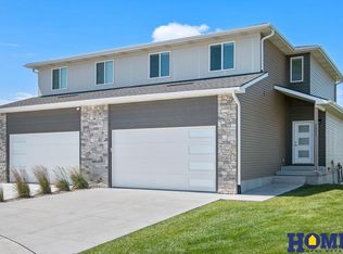1601 NW 51st St, Lincoln, NE 68528