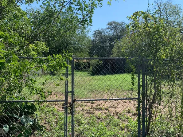 242 Shook St LOT 15C2, Uvalde, TX 78801