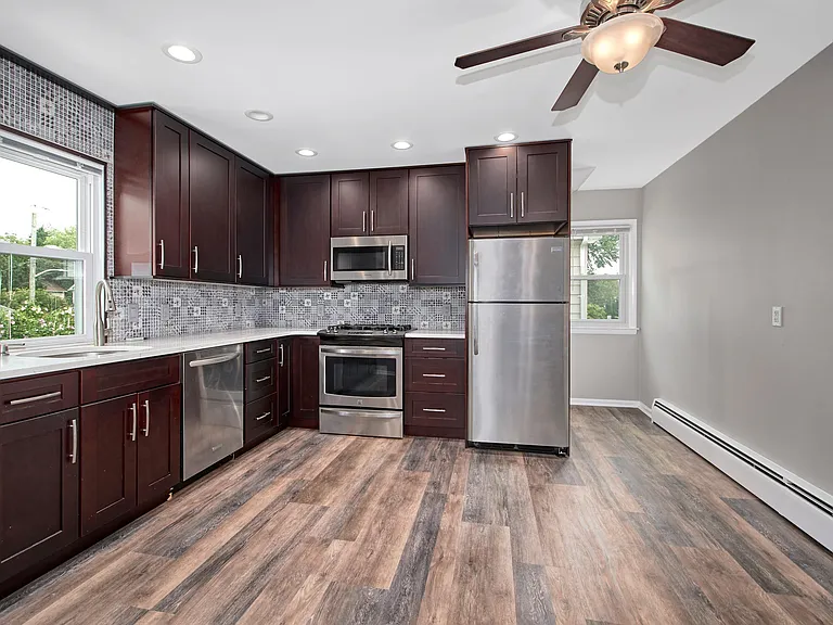 407 Union Ave #2 — Photo 9