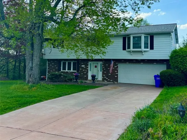 101 Kemar Dr, Butler, PA 16002