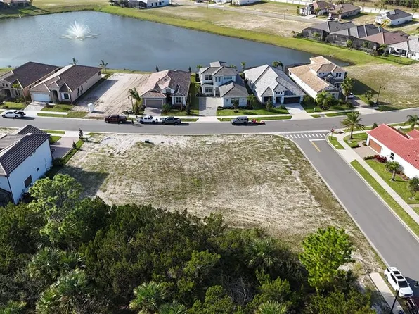 112 Del Palma Dr #56, Palm Coast, FL 32137