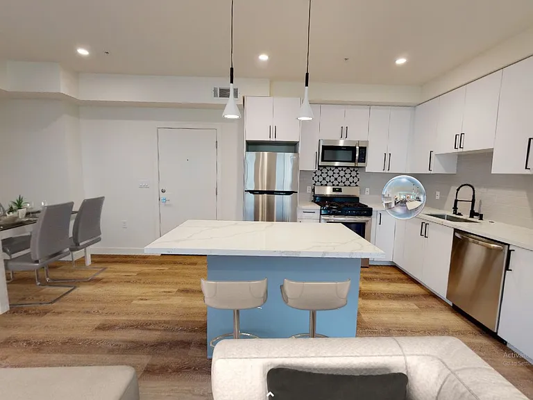 11940 Louise Ave #102 — Photo 5