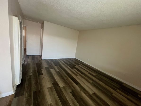5530 Olivewood Ave APT 4