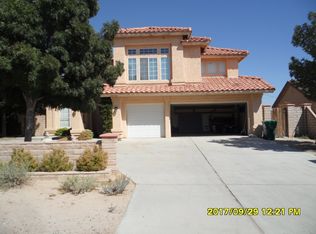 10709 N Garibaldi Dr, California City, CA