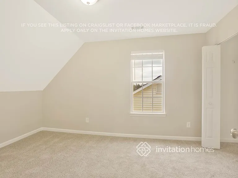 1009 Meadow Glen Cir — Photo 19
