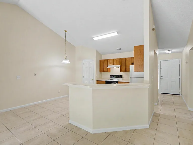 90 Buttonworth Dr #A — Photo 11