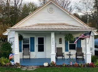 2343 Austinville Rd, Austinville, VA 24312