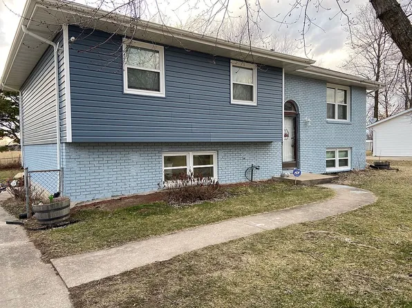 103 Sunset Dr, Linn, MO 65051