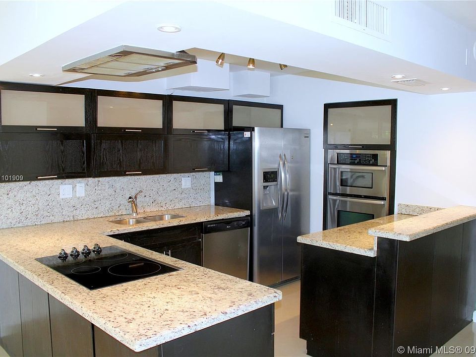 1st image of 20300 W Country Club Dr #1203