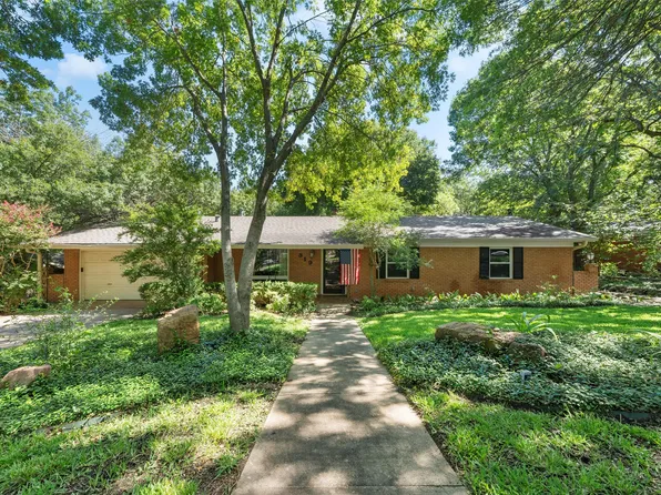 319 Sharron Dr, Woodway, TX 76712