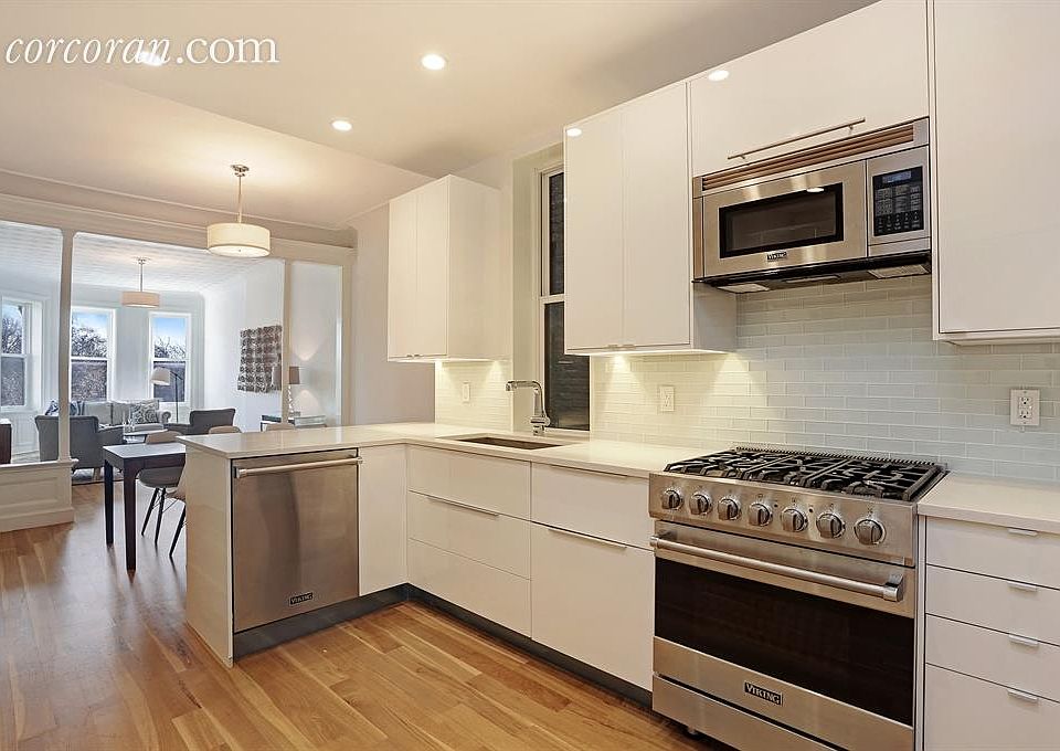 1st image of 160 Prospect Park W APT 3