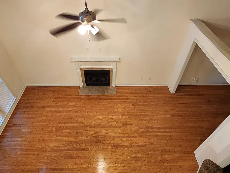 302 Savannah Dr — Photo 33