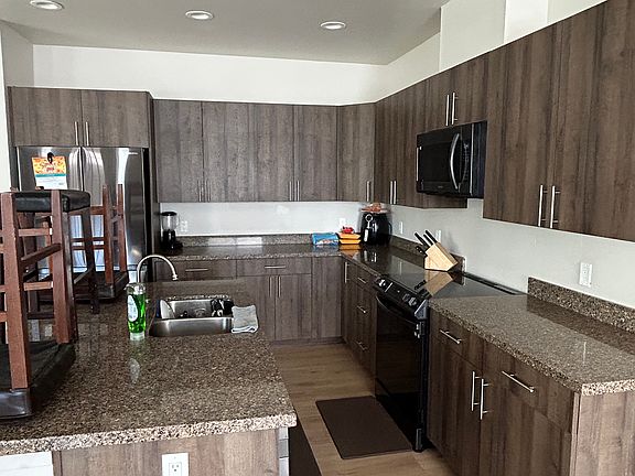 4th image of 2107 N West St #1