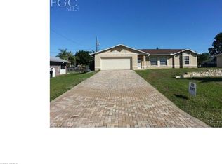 513 SW 10th Pl, Cape Coral, FL 33991