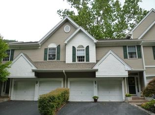 11 Rock Creek Woods, Lambertville, NJ 08530