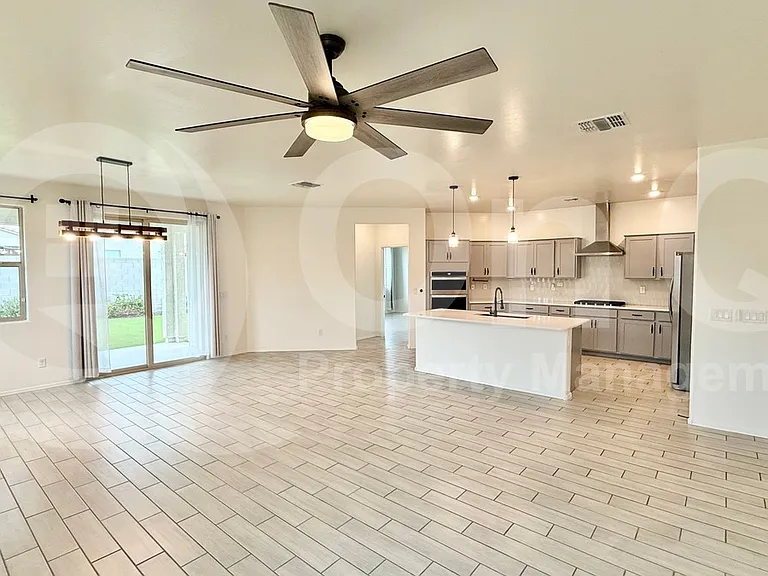 3403 W Pollack St — Photo 7
