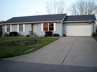 53670 Hyde Park Dr, Bristol, IN 46507