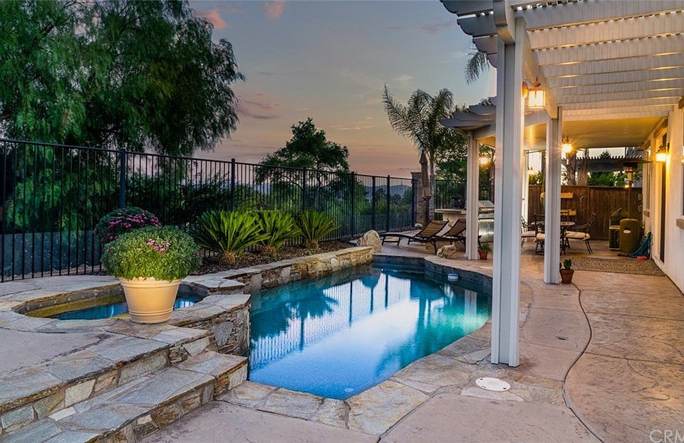 1st image of 30135 Mickelson Way