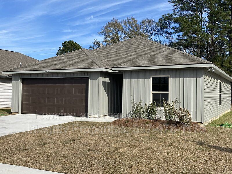 1st image of 300 Armstrong Dr