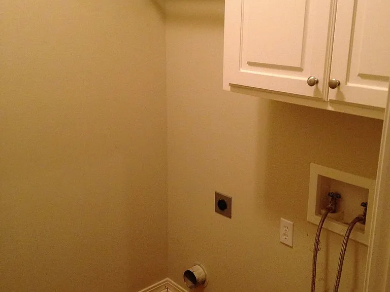 113 Baltic Dr — Photo 29