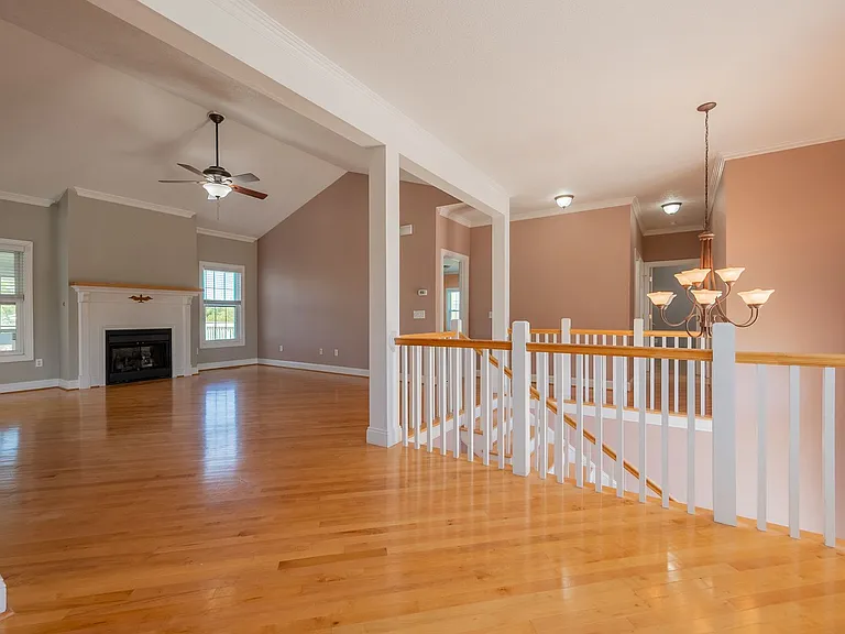 1701 Stratford View Dr — Photo 12