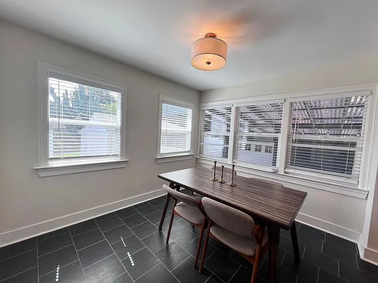 2355 Cherry St — Photo 37