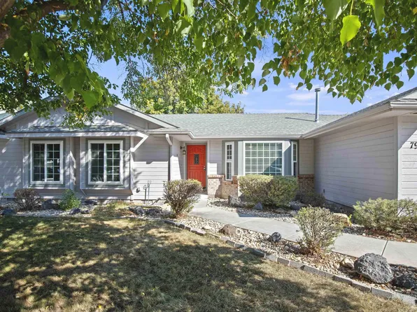 7978 W War Bonnet Dr, Boise, ID 83709