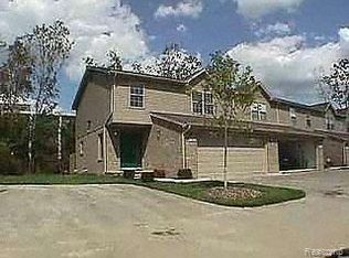 24053 Lathrup Blvd #5, Southfield, MI 48075