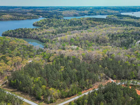 1043 Long Pine Ln, Elberton, GA 30635