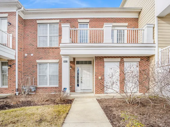 2617 Commons Dr, Glenview, IL 60026