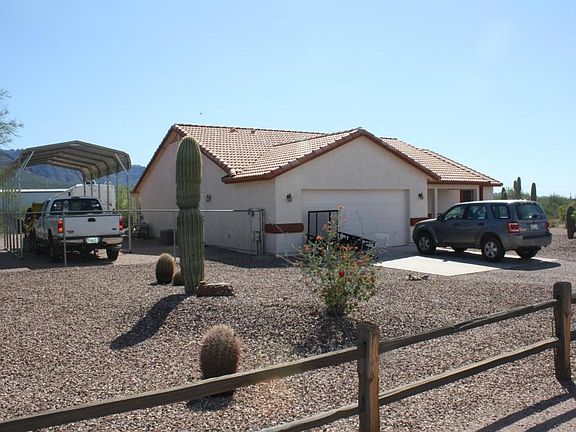 3rd image of 4939 E Greasewood St