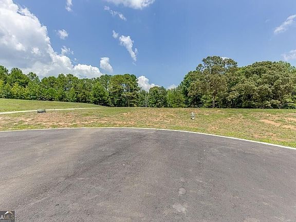 2nd image of 5755 Kennedy Rd