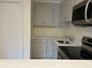 25 Minot St, Reading, MA 01867