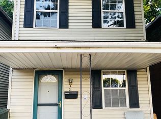 31 W Ramlow Aly, Columbus, OH 43202