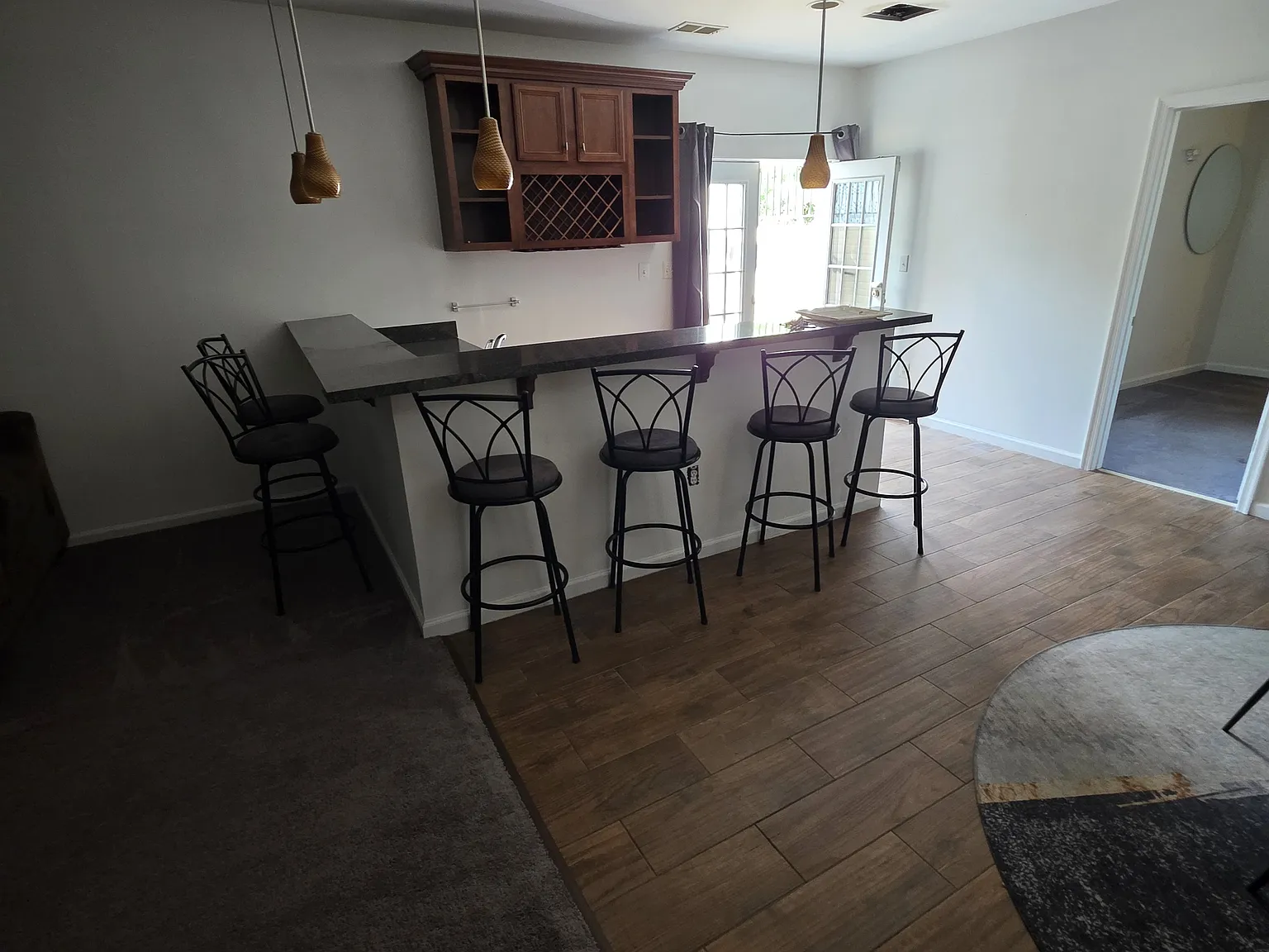 2 bed, 1200 sqft, $1,795 — Photo 4