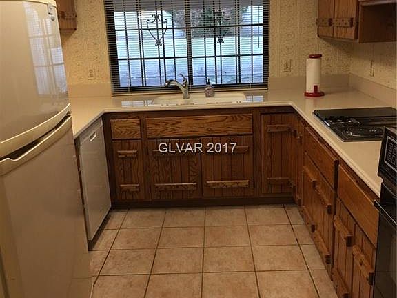 5th image of 3941 Avonwood Ave