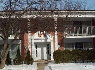 93 Homer Ln APT B, Williamsville, NY 14221