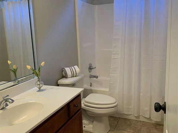 5th image of 1039 Pine Valley Dr