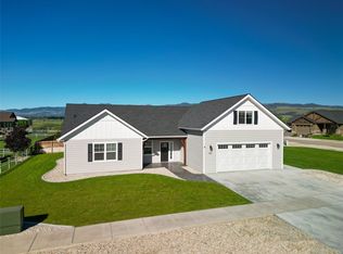 162 China Silk Way, Hamilton, MT 59840