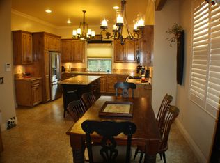 21797 Sawpit Canyon Rd, Cedarpines Park, CA 92322