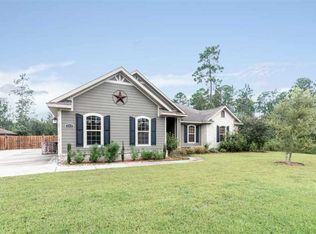8810 Salt Grass Dr, Pensacola, FL 32526