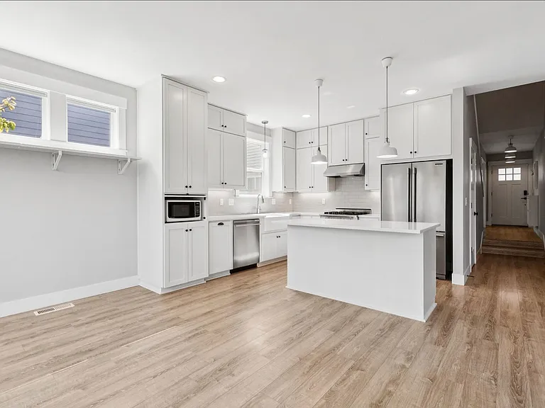 14825 NW Highcroft Ct — Photo 9