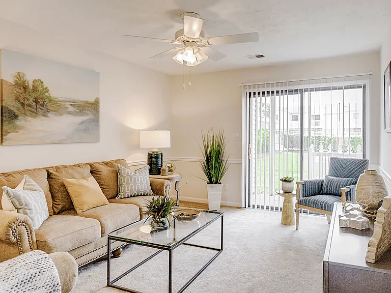 Patriot Point Apartment Homes — Photo 39