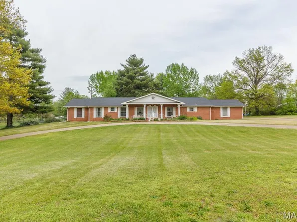 140 Mockingbird Ln, Lebanon, MO 65536