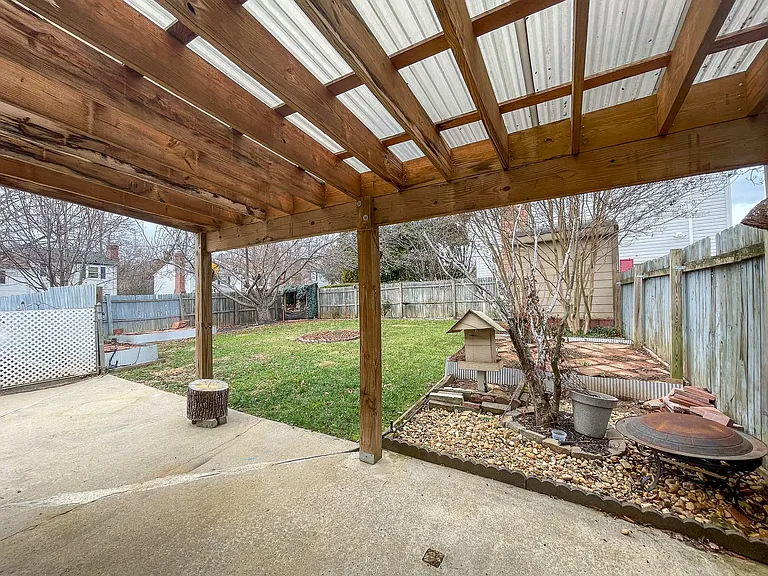 625 Bailey Rd — Photo 7