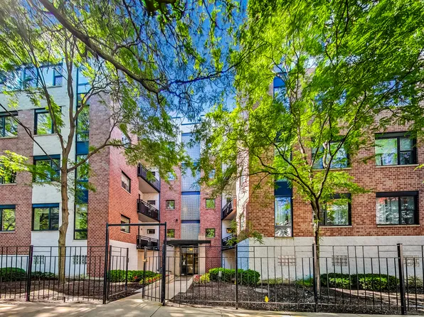 2337 W Wolfram St APT 215, Chicago, IL 60618